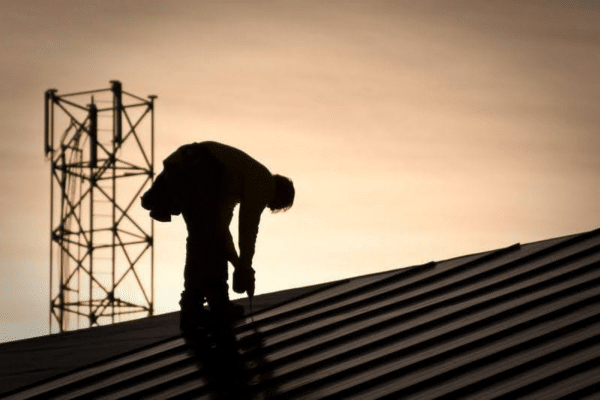 What Does a Roofing Contractor Do?